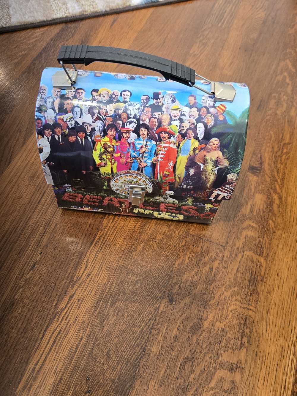 The Beatles Multicolor Sgt. Pepper Portable Lunxhbox  with Black Handle